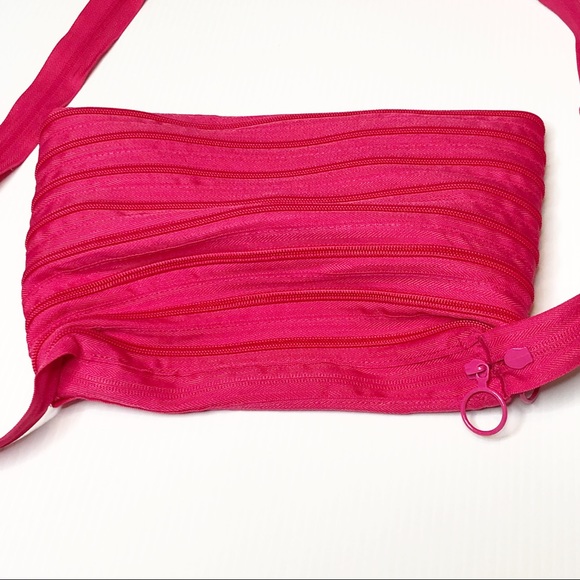 Zip It Pink Purse - Picture 6 of 6